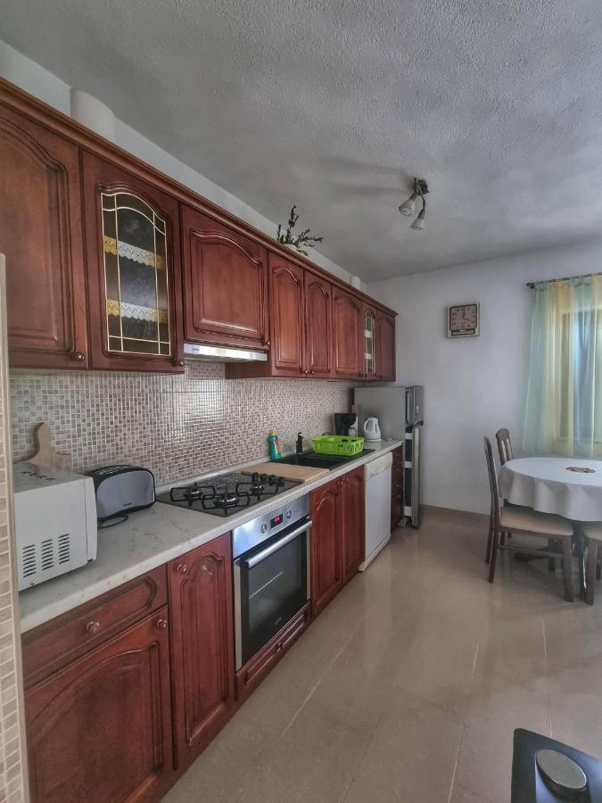 Lukica Apartment Sveti Juraj Exterior photo